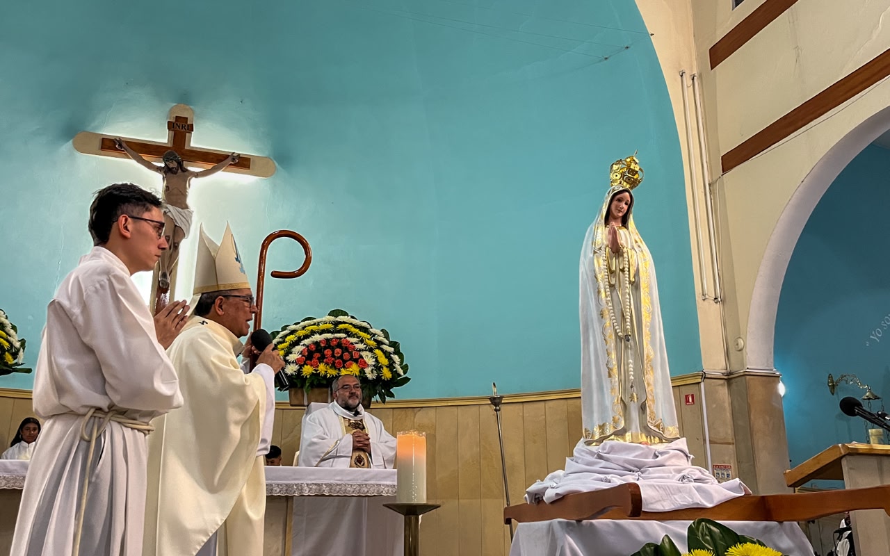 Parroquia Nuestra Señora del Rosario de Fátima©