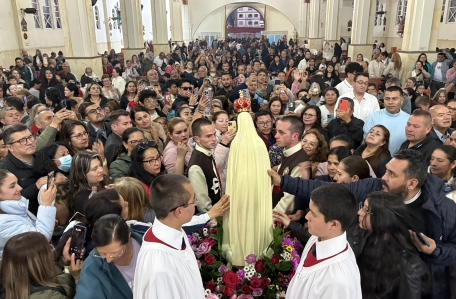 Parroquia Nuestra Señora del Rosario de Fátima ©